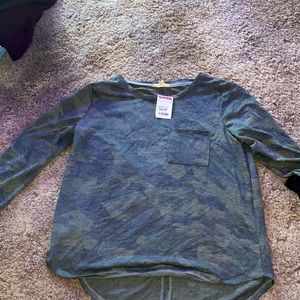 brand new super comfy!!